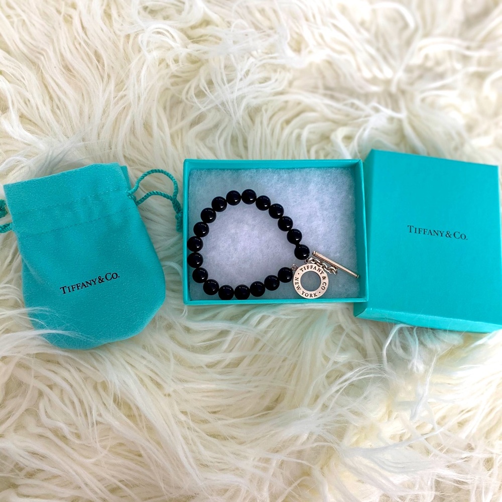 Black pearl Tiffany bracelet